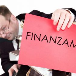 Schwarzgeld Schwarzarbeit Friseur Friseursalon Betriebsprüfung Steuerfahndung Finanzamt